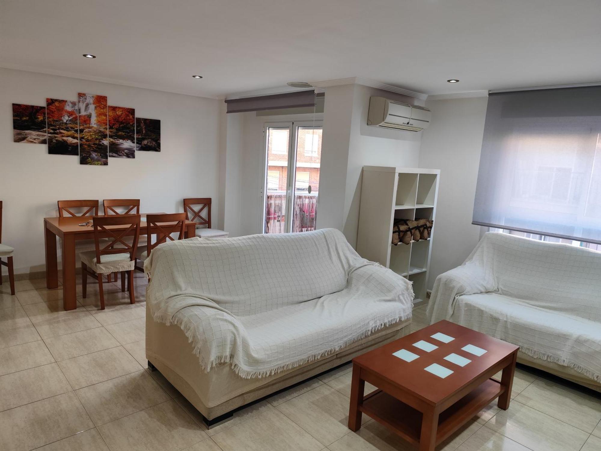 2, Amplio Con Garaje, 3 Dorms, 1 Bano Apartment Elche