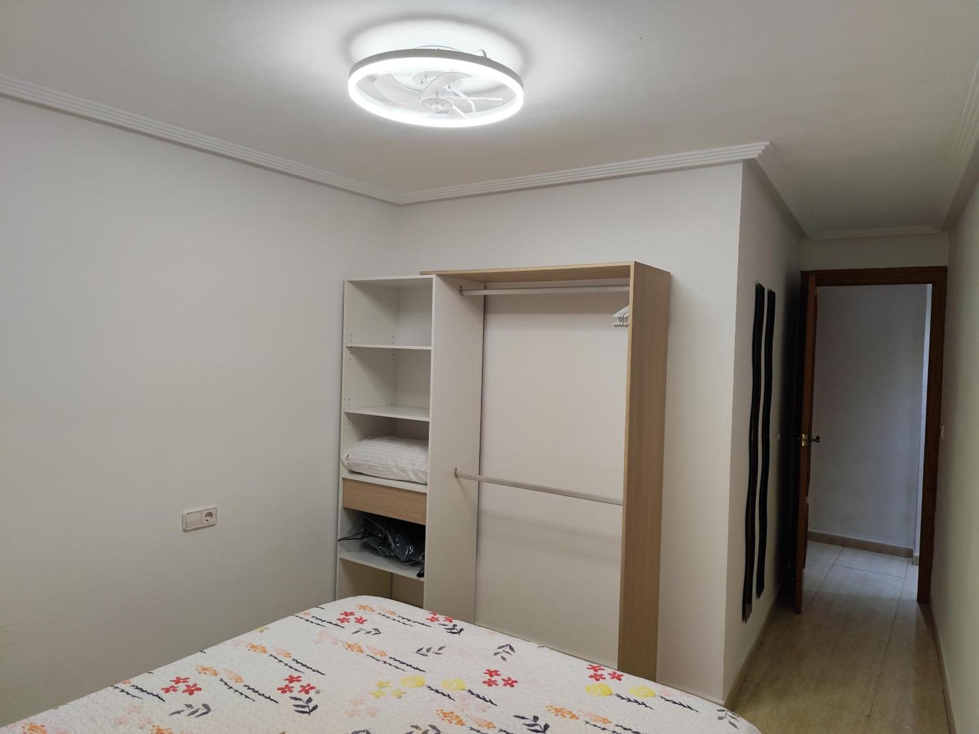 2, Amplio Con Garaje, 3 Dorms, 1 Bano * Elche